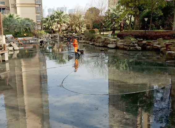 济水街道景观池淤泥清理