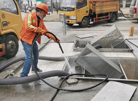 济水街道隔油池清理